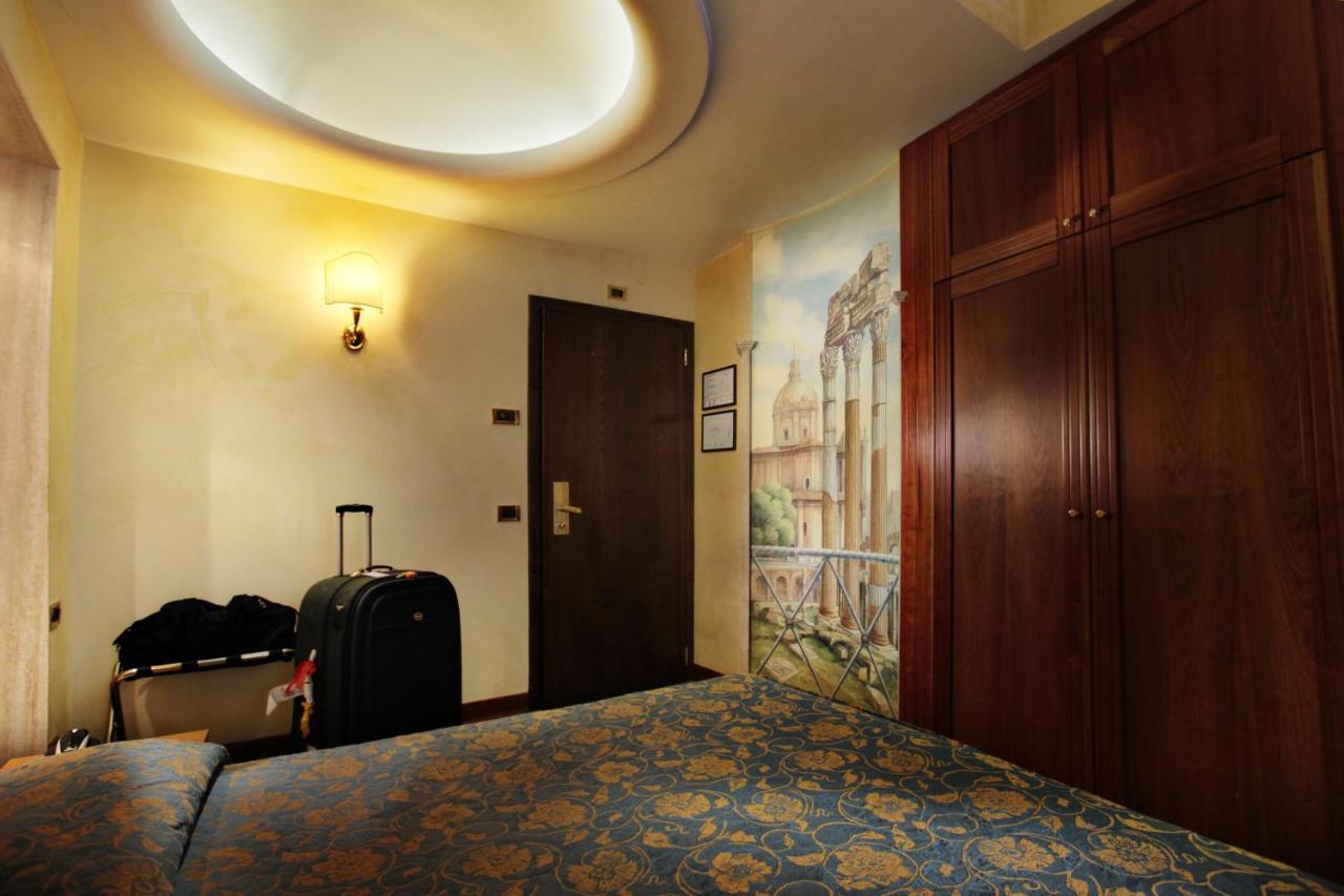 Hs 311 Hotel Рим Екстериор снимка