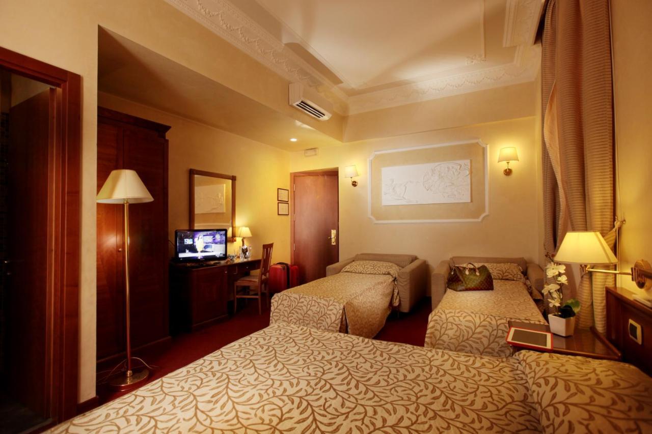 Hs 311 Hotel Рим Екстериор снимка